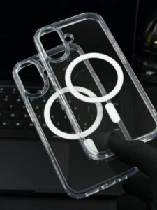 MagSafe Spigen Crystal Clear Case for iPhone 17
